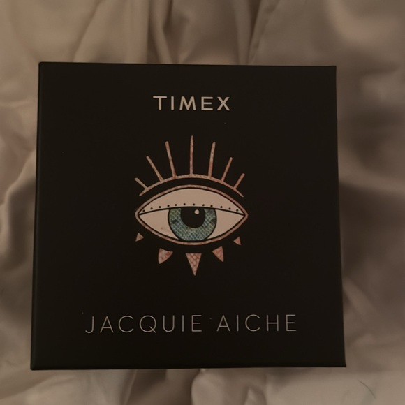 Jacquie Aiche Sold Out Watch - Picture 6 of 6